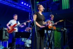 Karla Lee & Band - Karla Lee – Voc/Synthesizer, Hannes Gajowski – Gitarre, Lukas Scherer – E Piano, Simon Zauels – E Bass, Julian Duprat – Schlagzeug, Landesvertretung Saarland - Jazz in den Ministergärten 2017