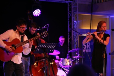 Jazz in den Ministergärten // DOS MAS DOS (C) Landesvertretung des Saarlands